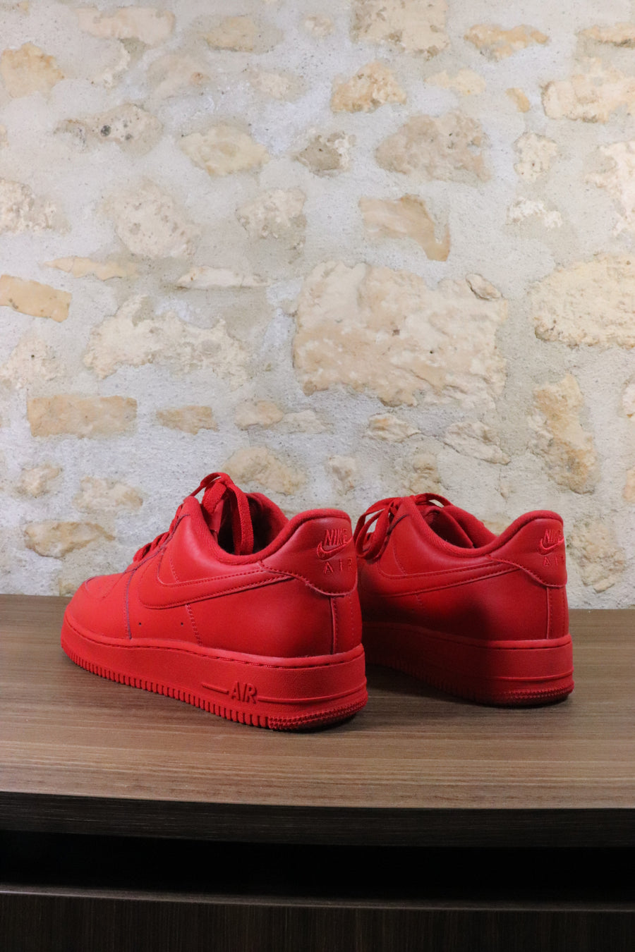 Nike Air Force 1 Triple Red