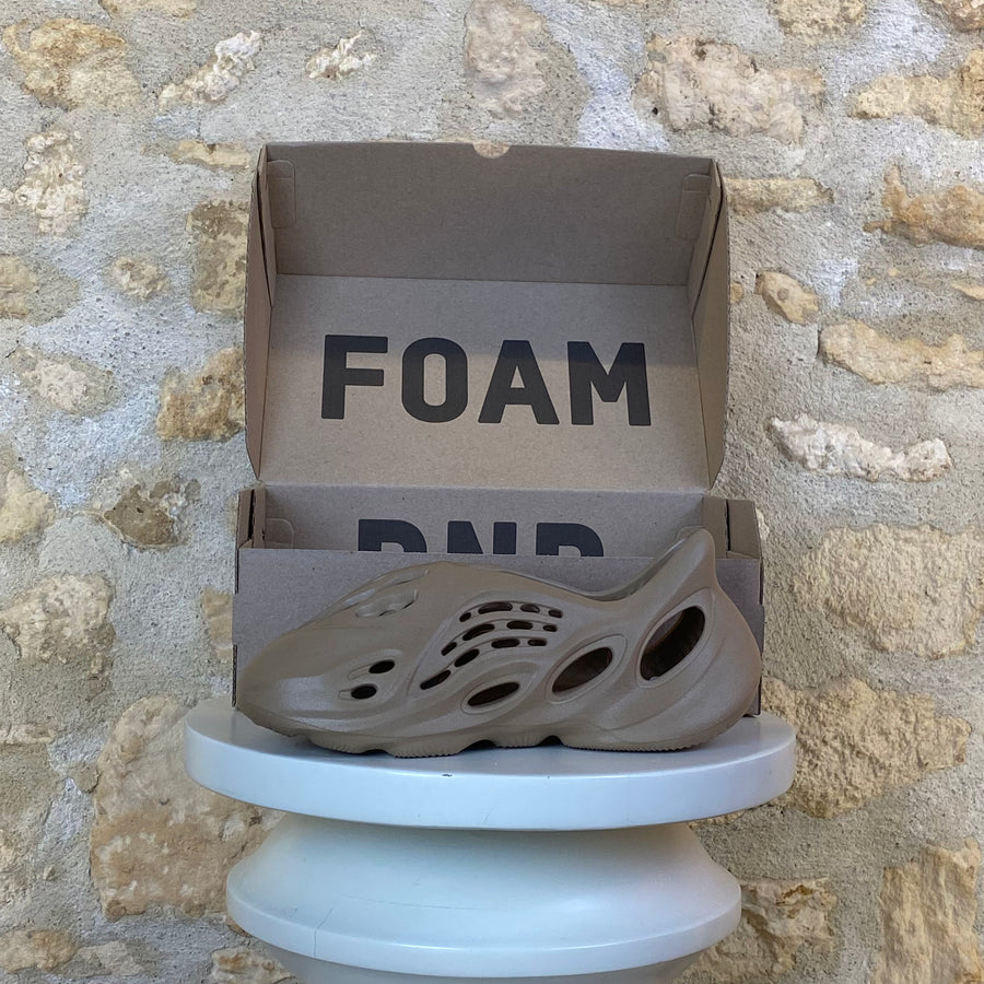 Yeezy Foam RNNR