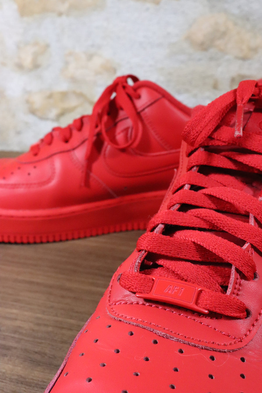 Nike Air Force 1 Triple Red