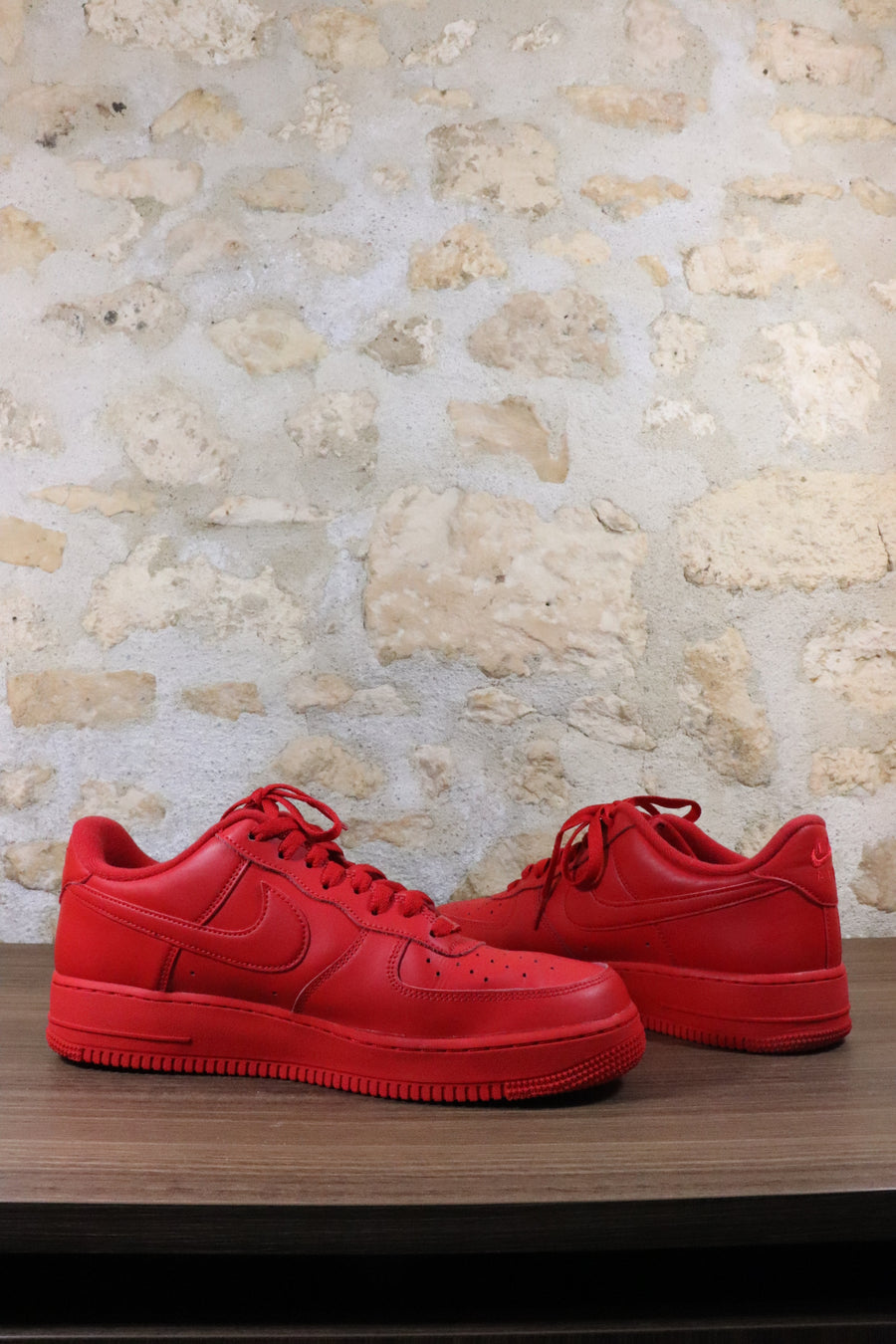 Nike Air Force 1 Triple Red