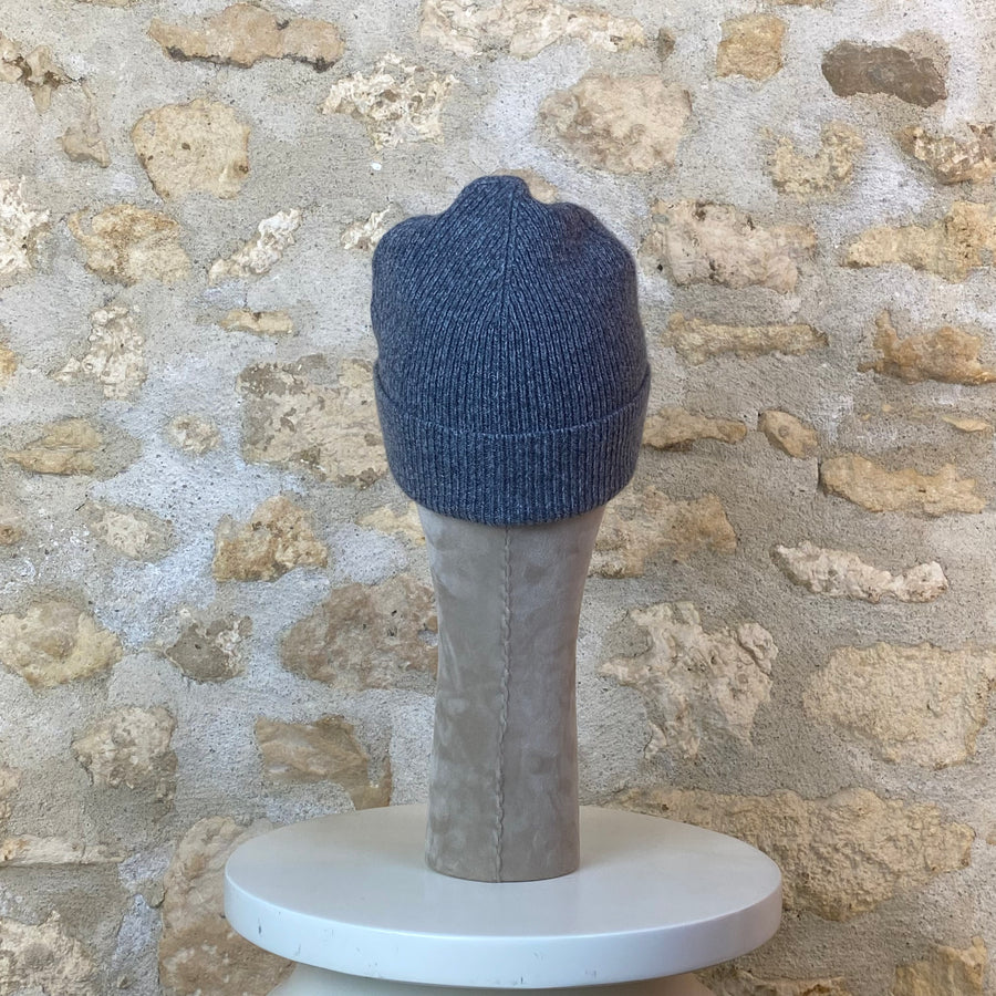 AMI Paris Ami de Coeur Cashmere Beanie