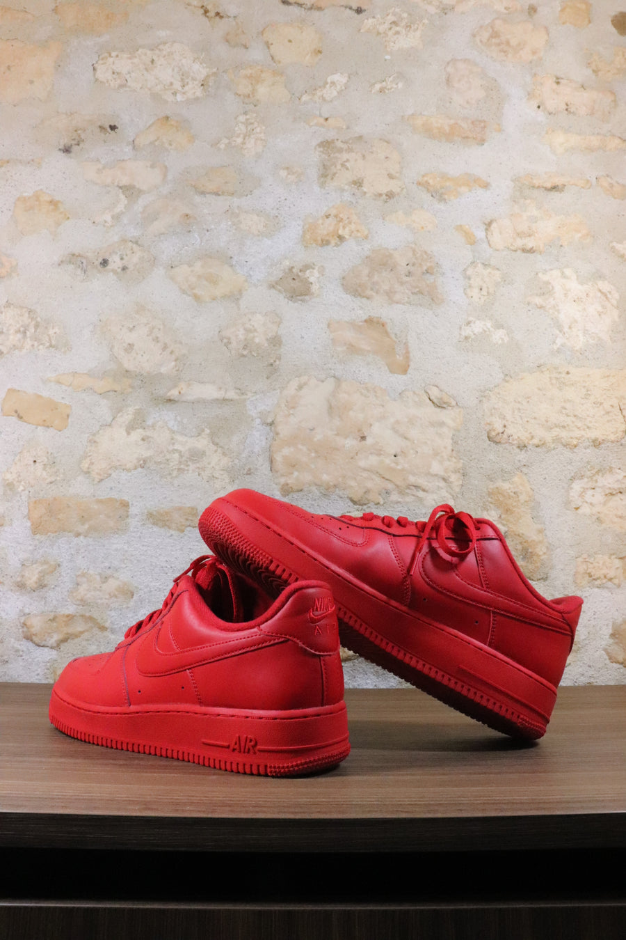 Nike Air Force 1 Triple Red