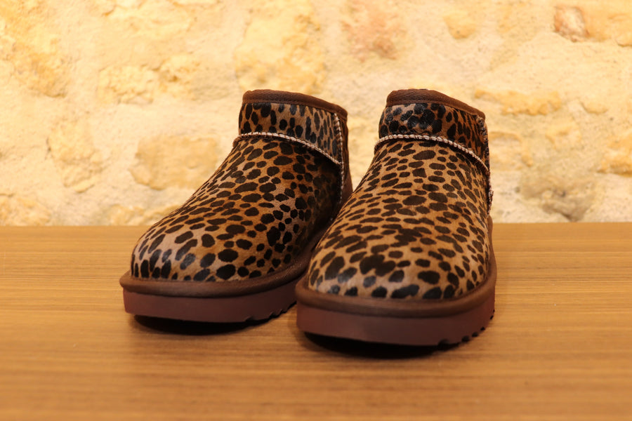 UGG Ultra Mini Classic Caspian