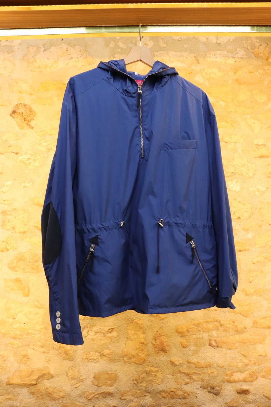 Viscount Arthur Windbreaker