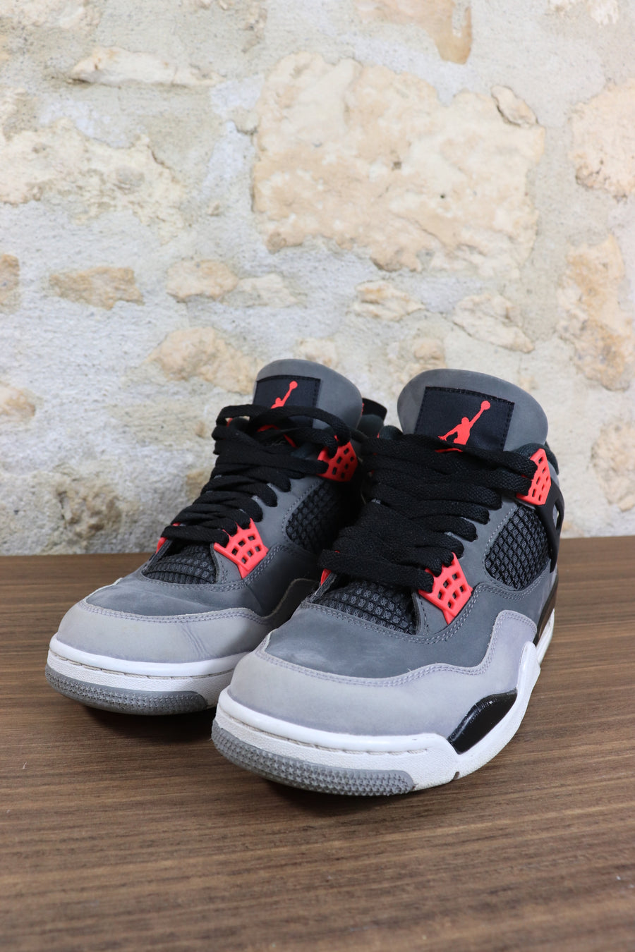 Jordan 4 Infrared (2022)