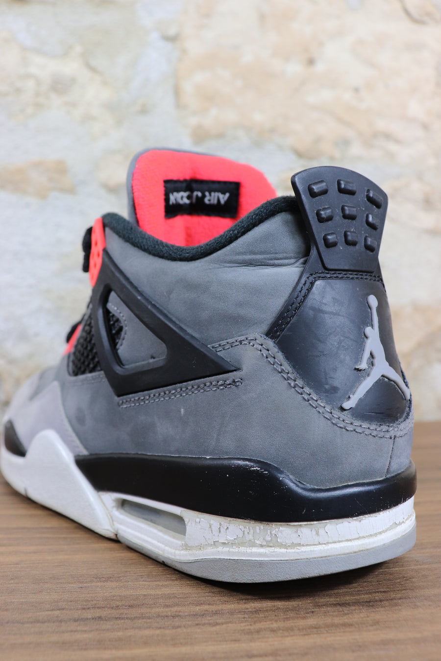 Jordan 4 Infrared (2022)