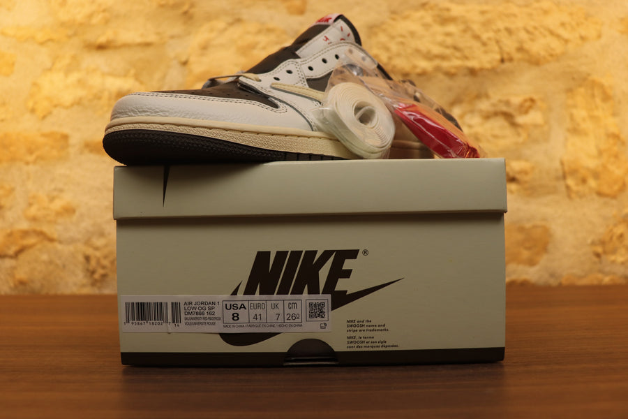 Nike AJ1 Low OG Reverse Mocha x Travis Scott