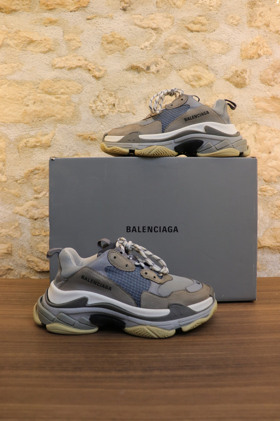 Balenciaga Triple S Gris