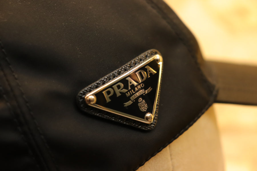 Prada Casquette Nylon Black