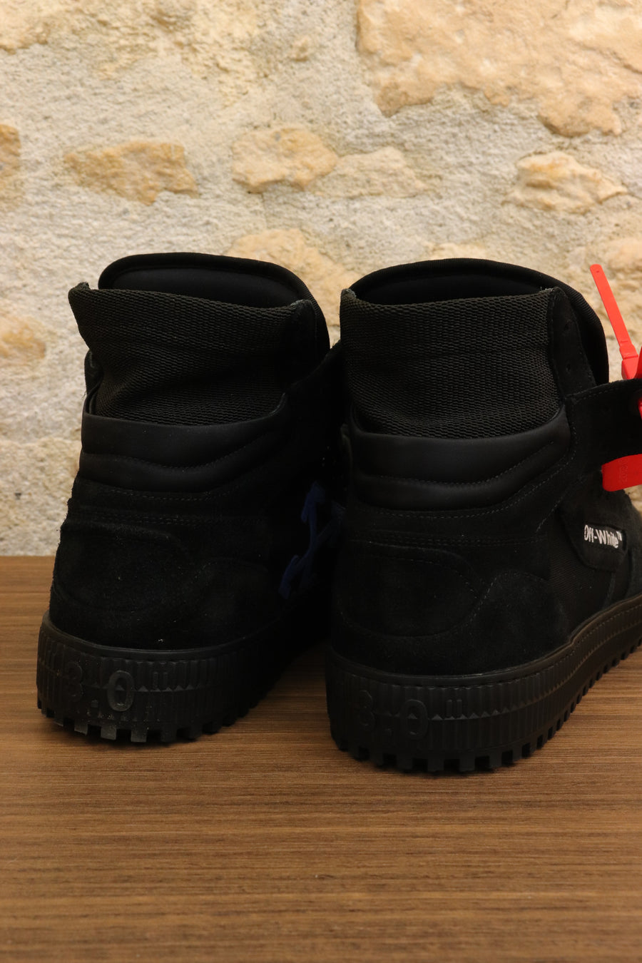 Off White Black Court Leather