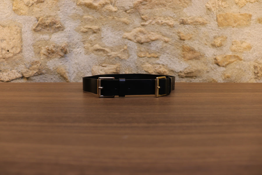 Moschino ceinture fine avec rallonge