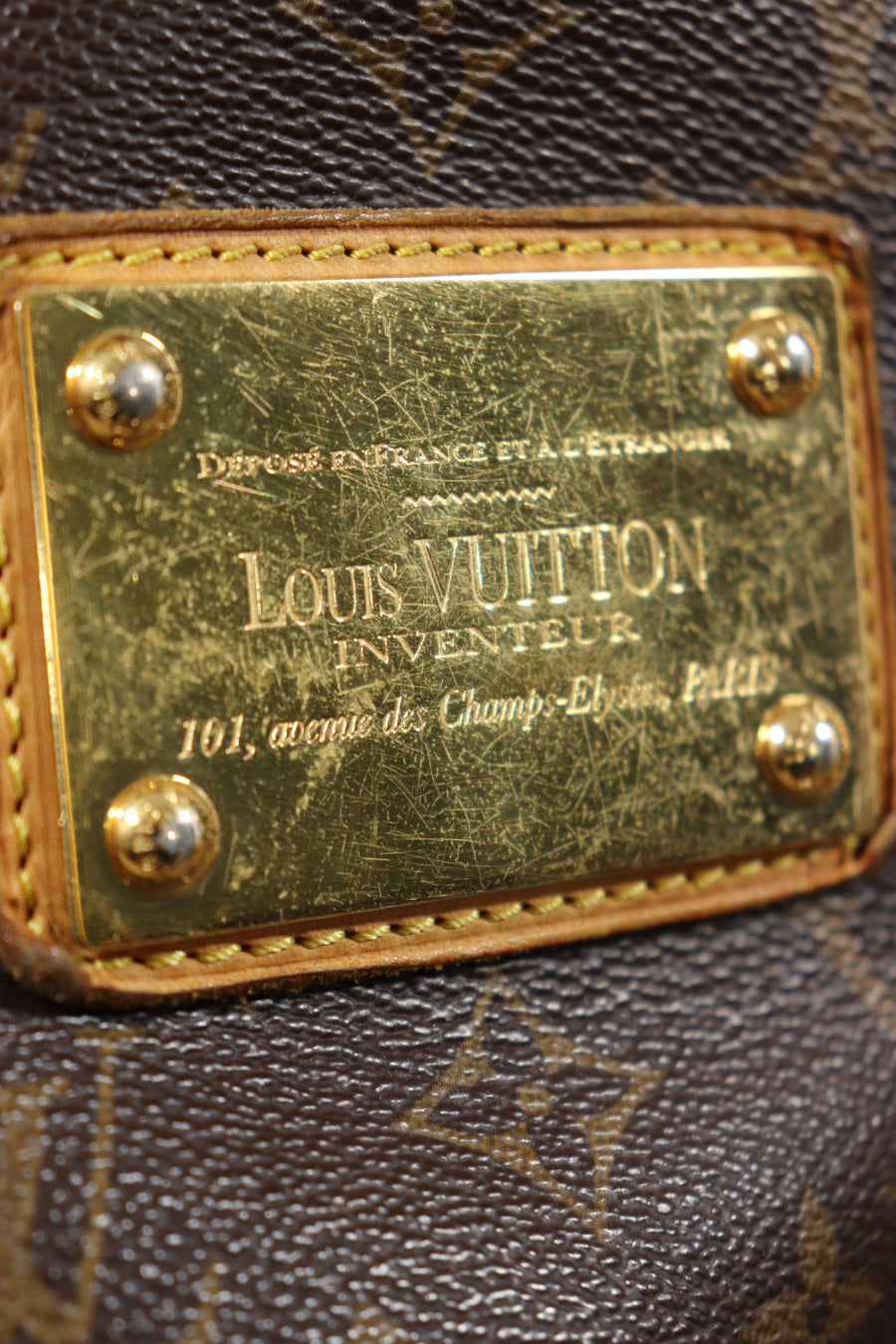 Louis Vuitton Galiera