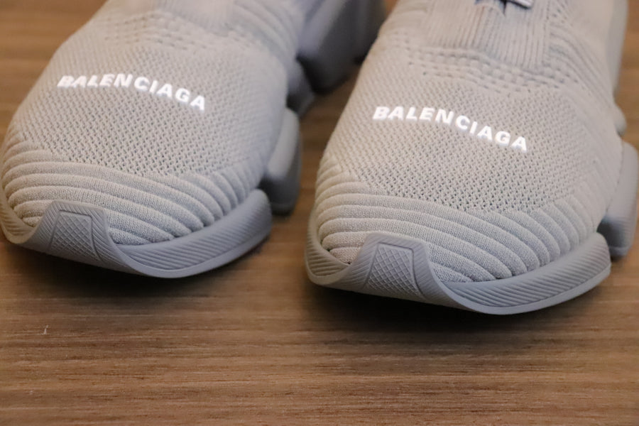Balenciaga Speed ​​​​2.0 con cordones