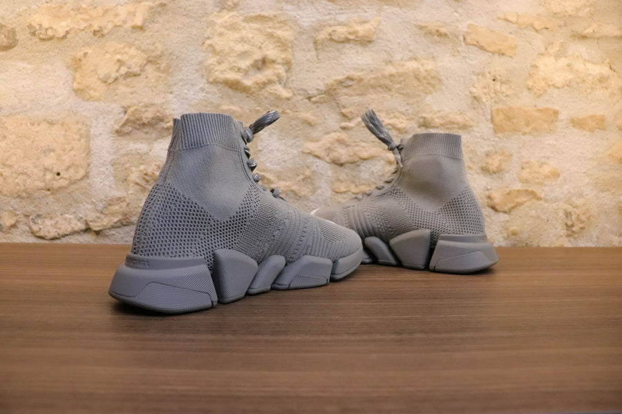 Balenciaga Speed ​​​​2.0 con cordones