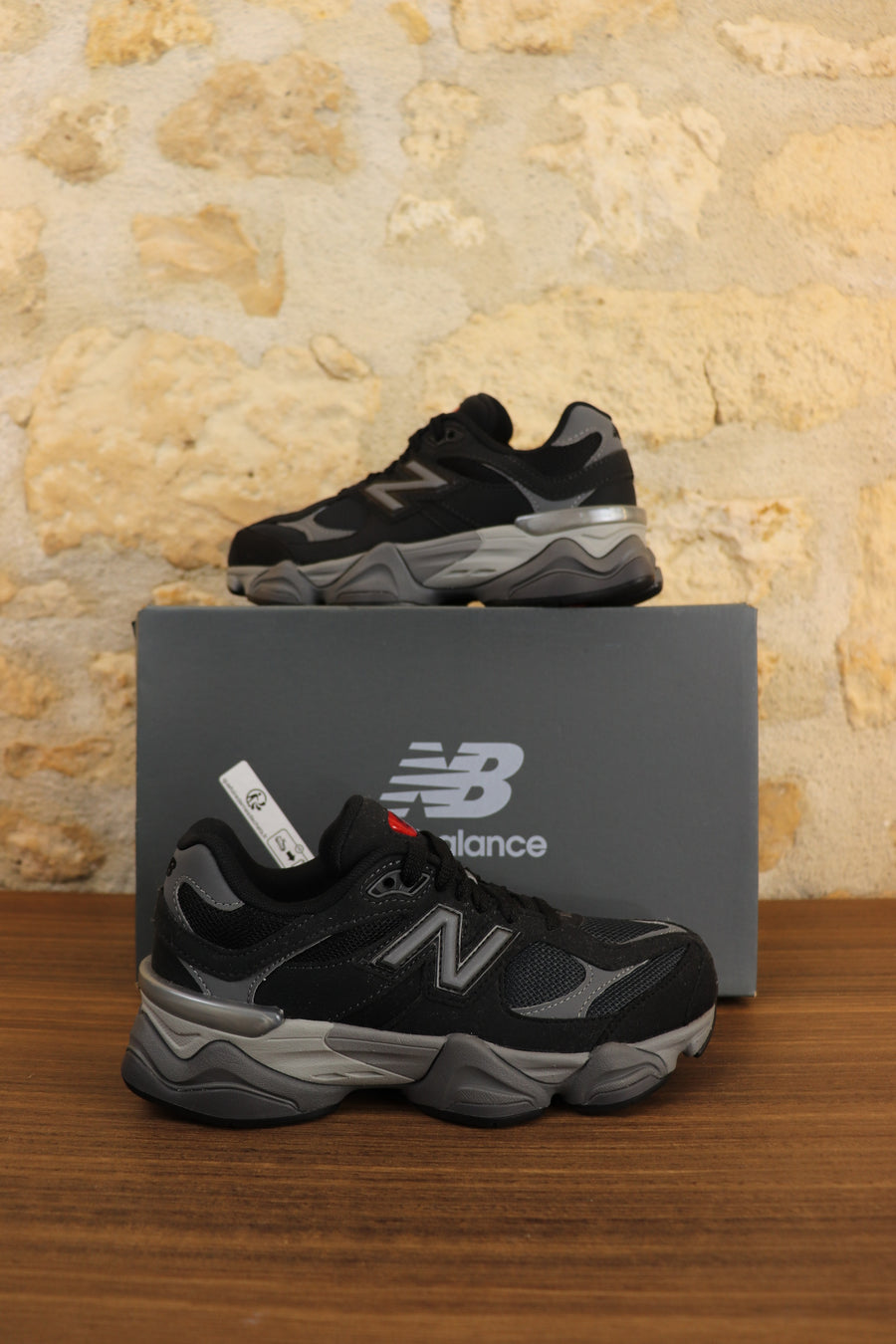 NB 9060 Black