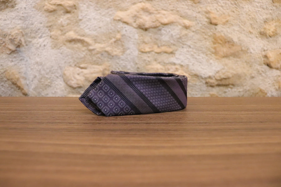 Chanel Cravate Soie Mauve