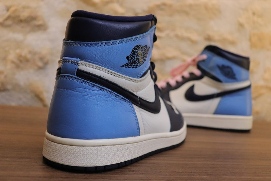 Nike Air Jordan 1  High Obsidienne