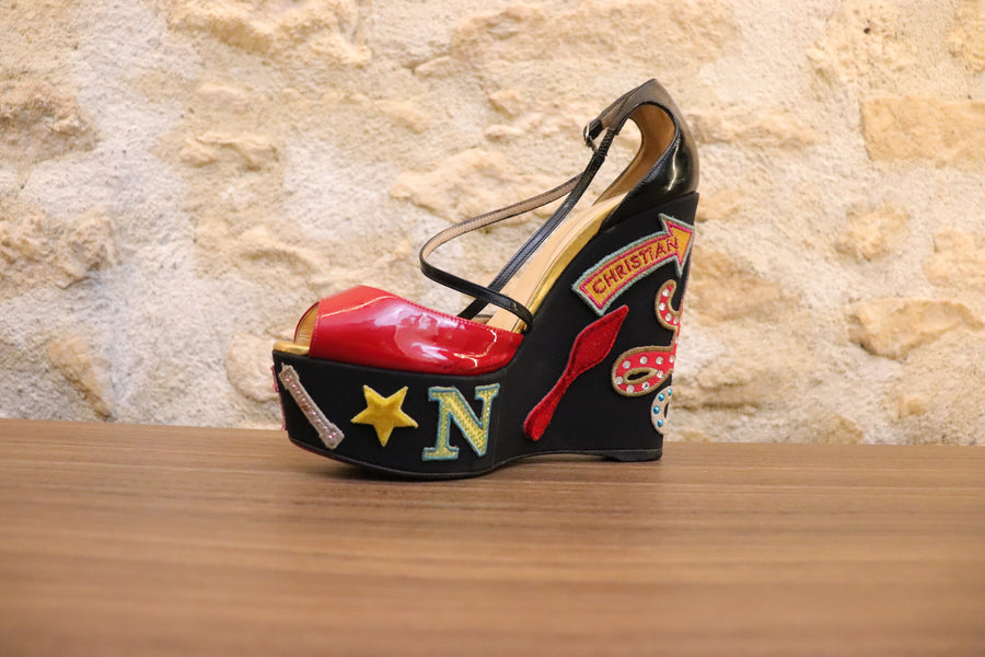 Louboutin Escarpins Compensés Spartiates Exotiques