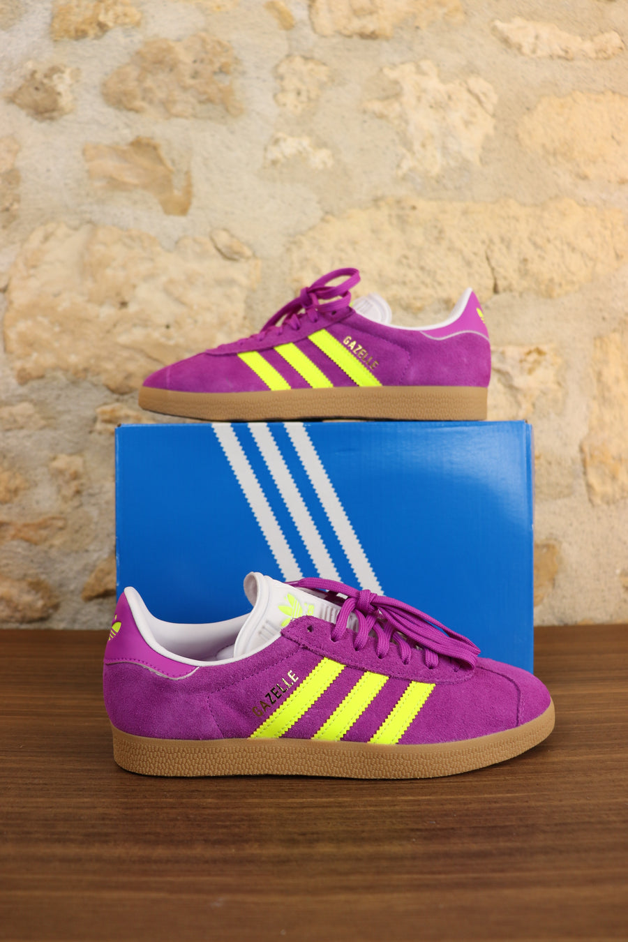 Gazelle Purple Solar Yellow