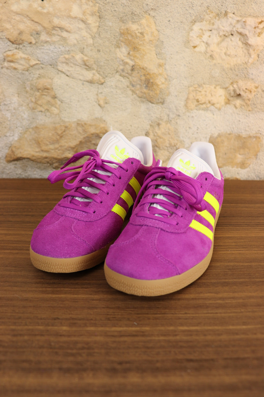 Gazelle Purple Solar Yellow