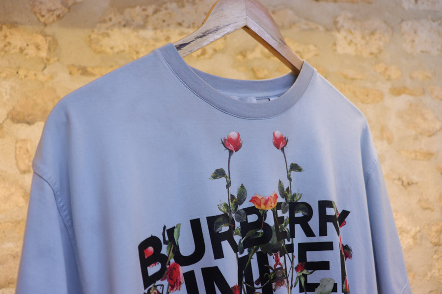 Camiseta extragrande con estampado floral de Burberry