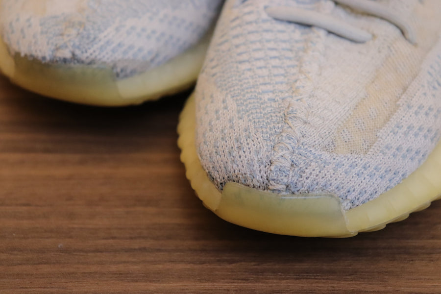 Yeezy Boost 350 V2 Cloud White