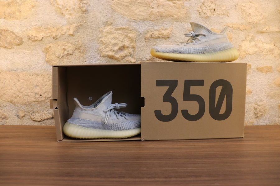 Yeezy Boost 350 V2 Cloud White