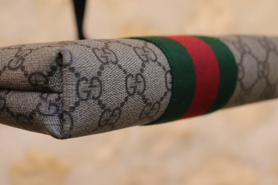 Gucci Sacoche Bandoulière GG Suprême