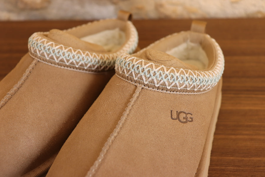 UGG Tazz GS Sand