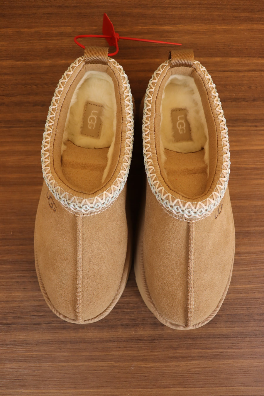 UGG Tazz Sand